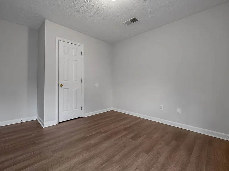 660 Morgan Hills Dr — Photo 21