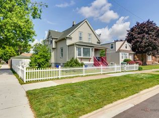 2800 Auxplaines Ave, River Grove, IL 60171