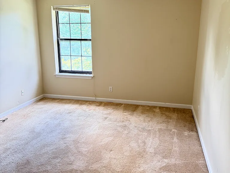 9804 Whipps Mill Rd #6 — Photo 10