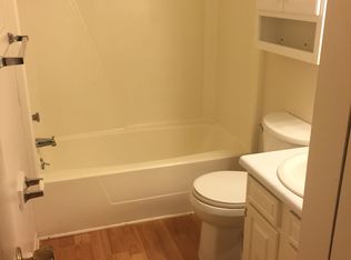 1857 S Sawburg Ave APT 18, Alliance, OH 44601