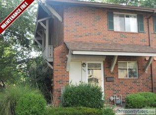 5510 W 97th St, Overland Park, KS 66207