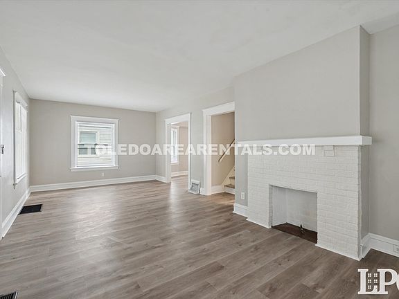 4th image of 2907 Rockwood Pl