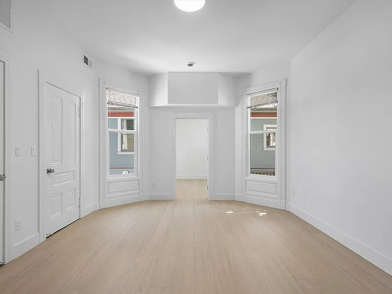 1533 Lafayette St #3 — Photo 8