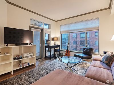2030 Western Avenue UNIT 504, Seattle, WA, 98121