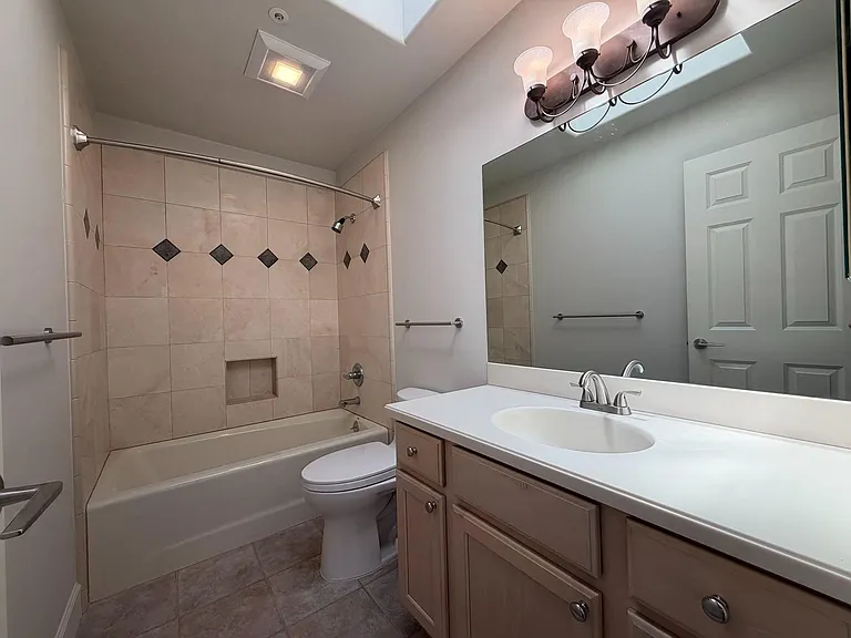 2050 Divisadero St #3 — Photo 34
