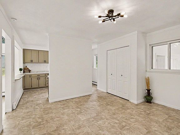 4th image of 11952 Marber Dr