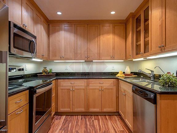 4th image of 1701 Anacapa St Unit 12