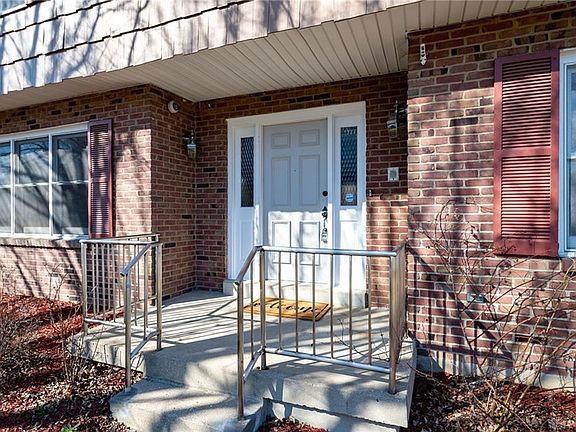 3rd image of 5935 Lynnaway Dr