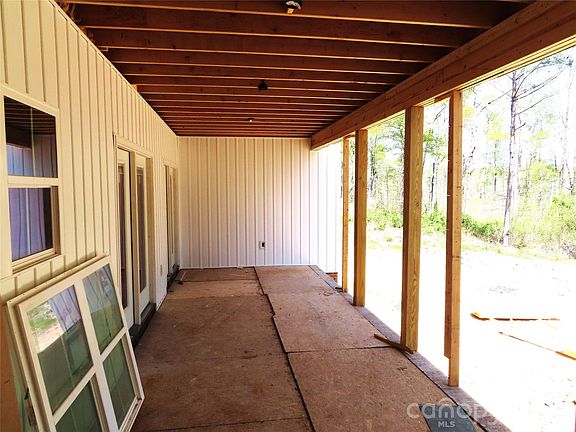 3rd image of 3760 Winter Rd