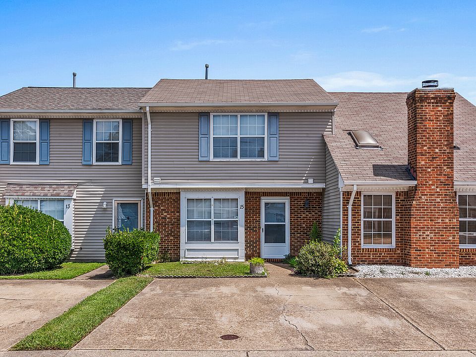 1st image of 15 Riverchase Dr #1