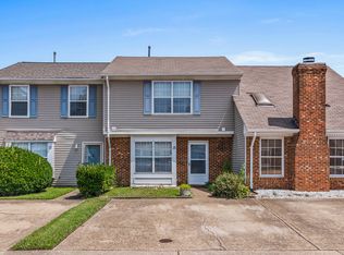 15 Riverchase Dr #1, Hampton, VA 23669