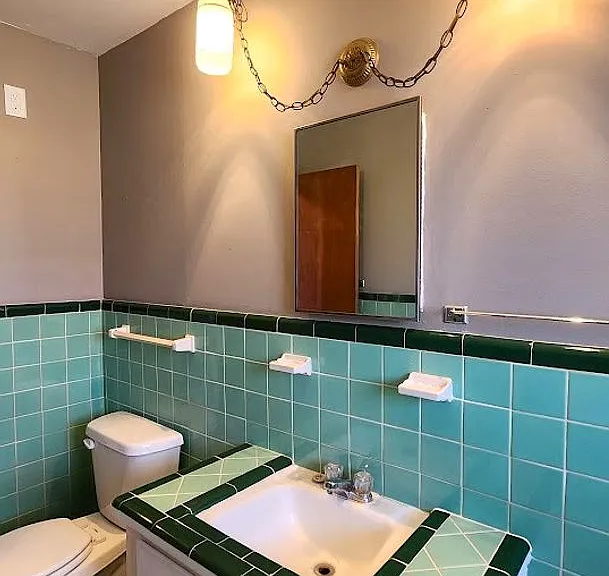 209 W Coe Dr — Photo 27