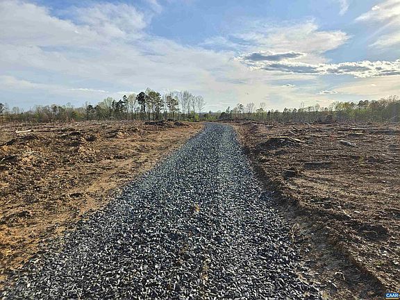 3rd image of James River Rd S