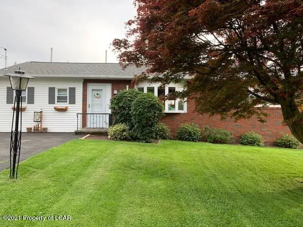 38 Gain St, Pittston Township, PA 18640