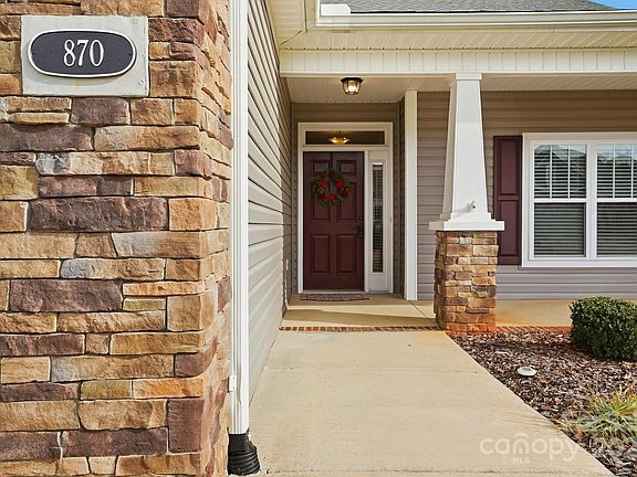 5th image of 870 Wisteria Way