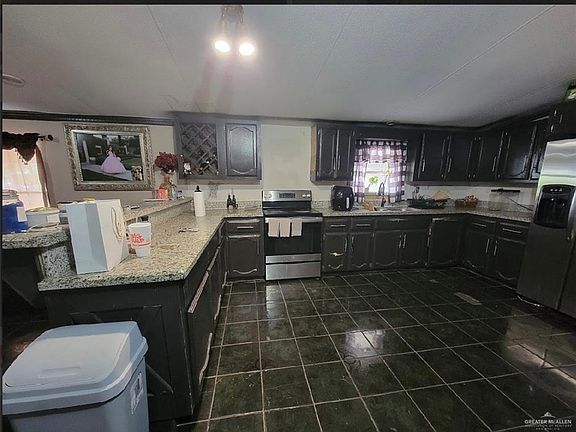 4th image of 1709 Ivory St