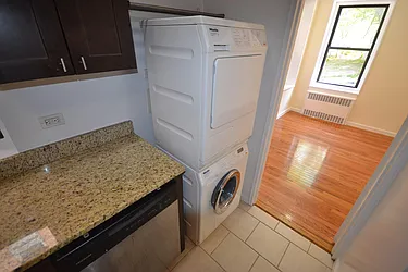 Rented by Silverstein Collection LLC 