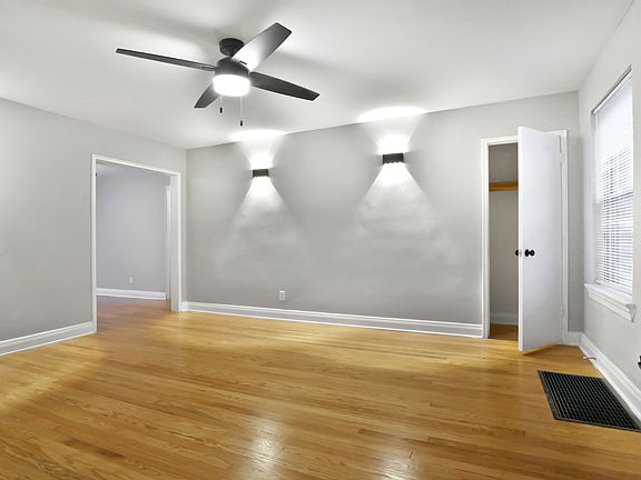 3rd image of 2314 Grinstead Dr APT 1