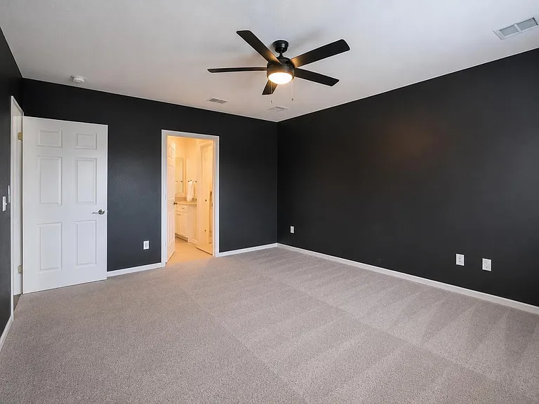927 Remington Green Dr SE — Photo 22