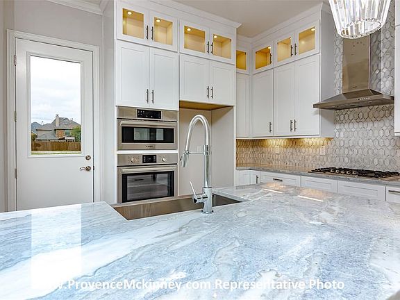 5th image of 3205 Matisse Ln
