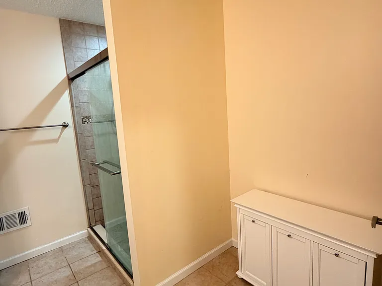 12 Fiddlers Elbow Ct — Photo 29