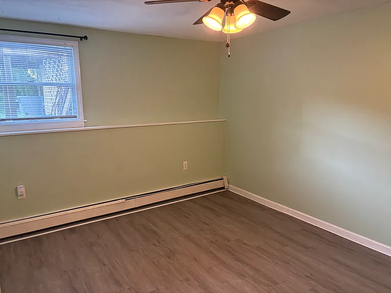 71 Leitha Dr — Photo 12