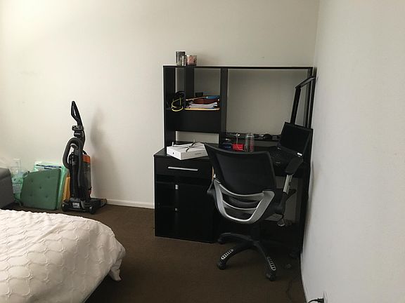 5th image of 6245 Woodman Ave APT 105