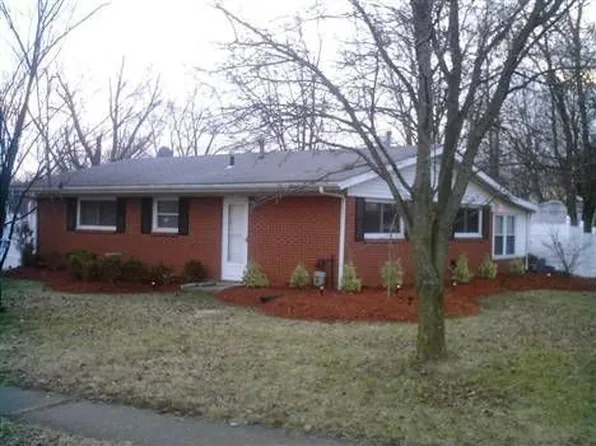 10008 Robsion Rd, Jeffersontown, KY 40299