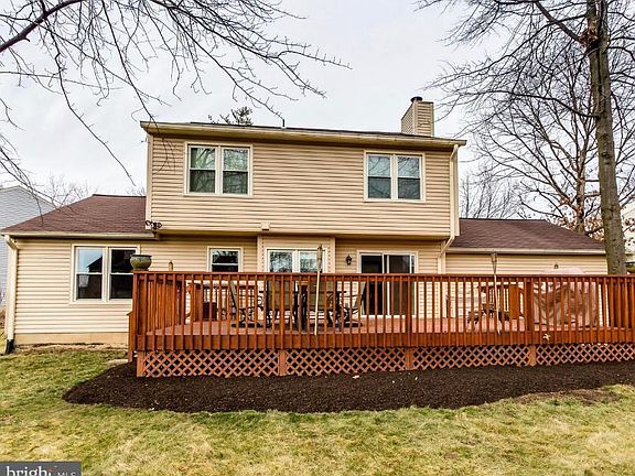 3rd image of 2039 Tamani Dr