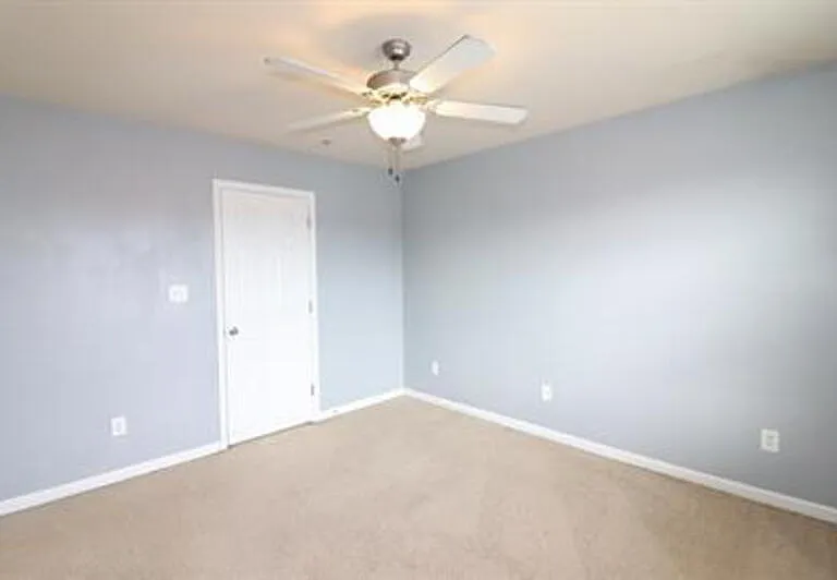 198 Collinwood Dr — Photo 18