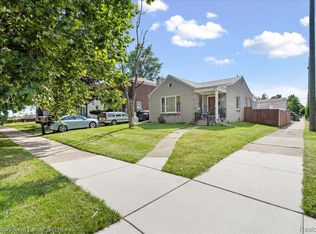 193 Lakewood St, Detroit, MI 48215