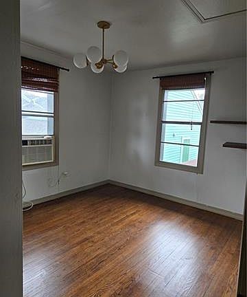 2nd image of 820 Octavia St #B