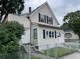 11 McKinley Rd, Worcester, MA 01605