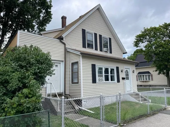 11 McKinley Rd, Worcester, MA 01605
