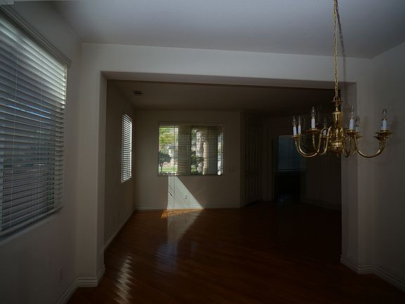 5th image of 12317 Columbia Ln