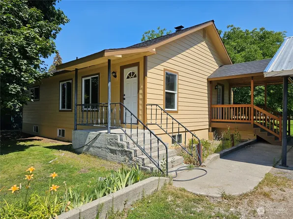 724 S Antwine Street, Tonasket, WA 98855