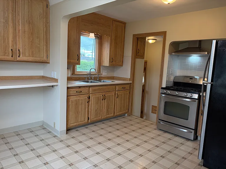3208 Tuxedo Ave — Photo 6