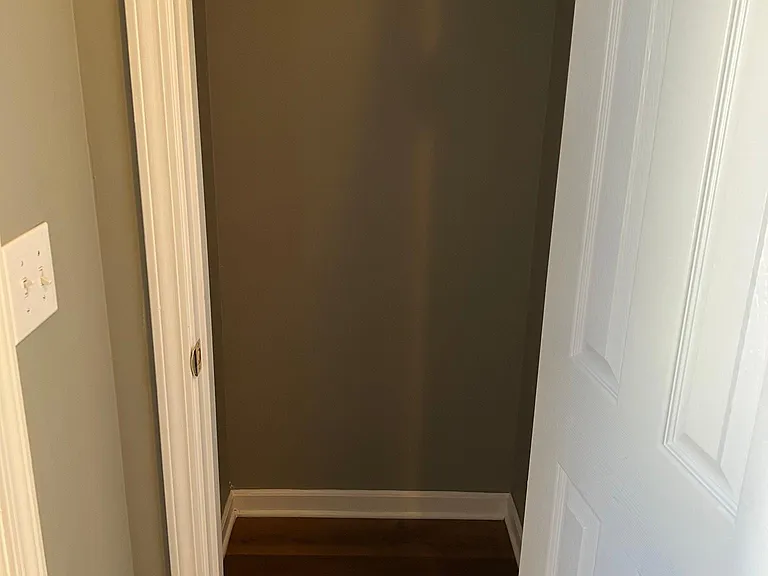 106 Oakwood Cir — Photo 33