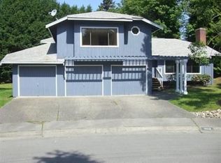 903 145th Pl NE, Bellevue, WA 98007