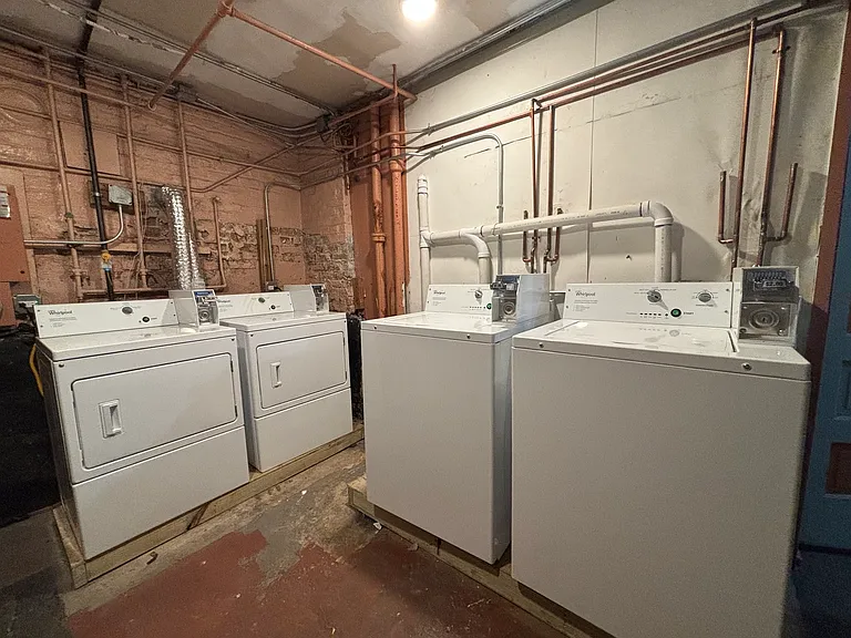 1058 N Kedzie Ave #G — Photo 16