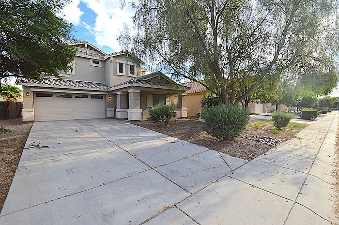 1st image of 1267 W Hereford Dr