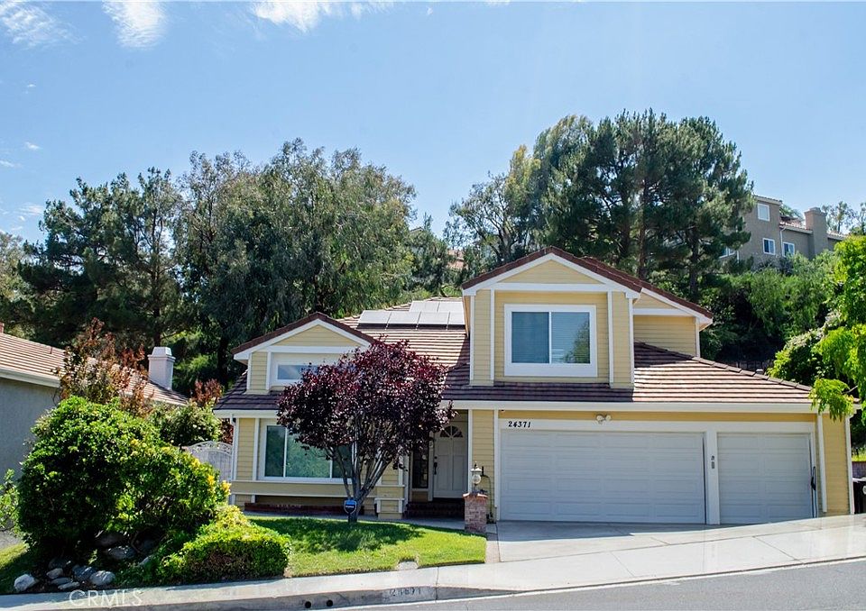 1st image of 24371 Crestview Dr