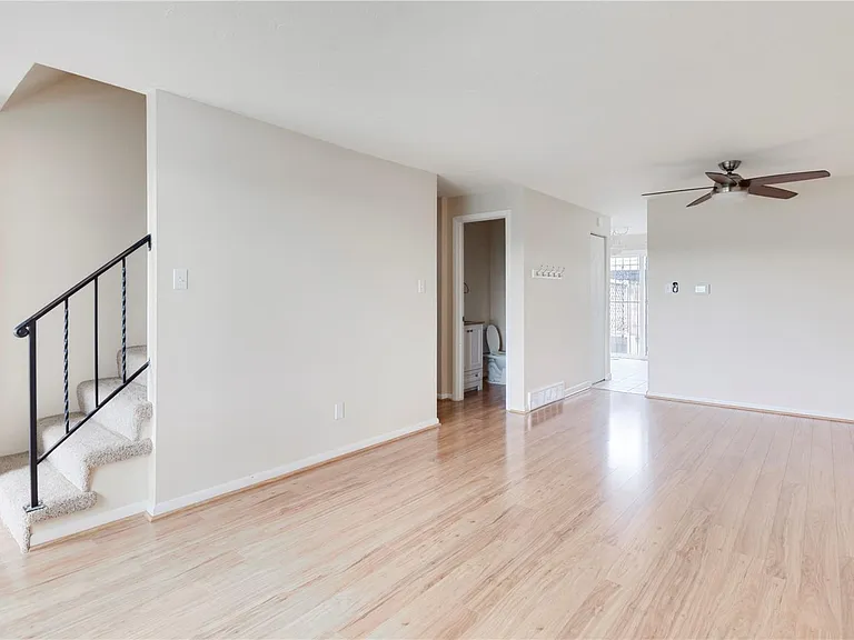 444 Gladiola St — Photo 12