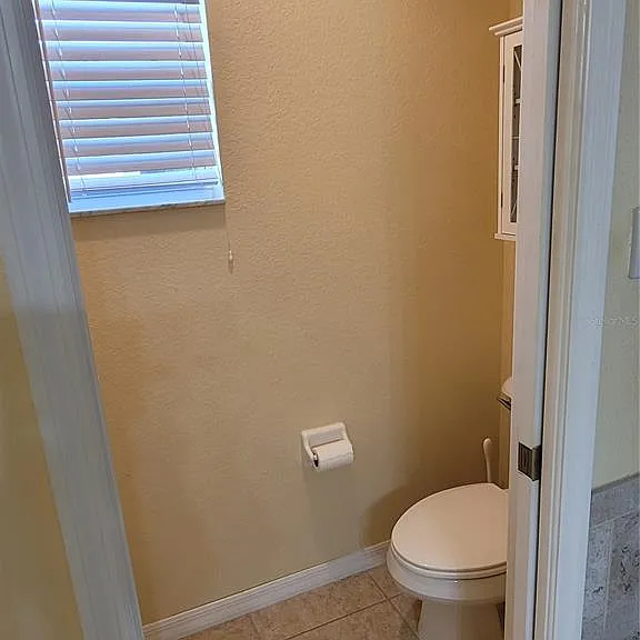 9458 Modesto Cir — Photo 24