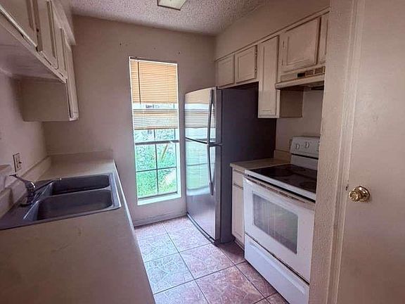 5th image of 10101 S Gessner Rd APT 702