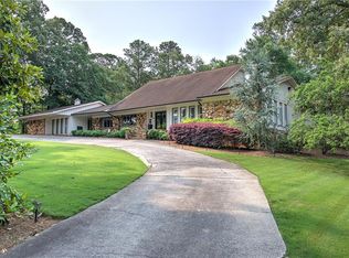 10 Woodland Dr, Cartersville, GA 30120