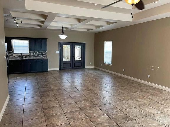 3rd image of 1050 Pizzaro Ln