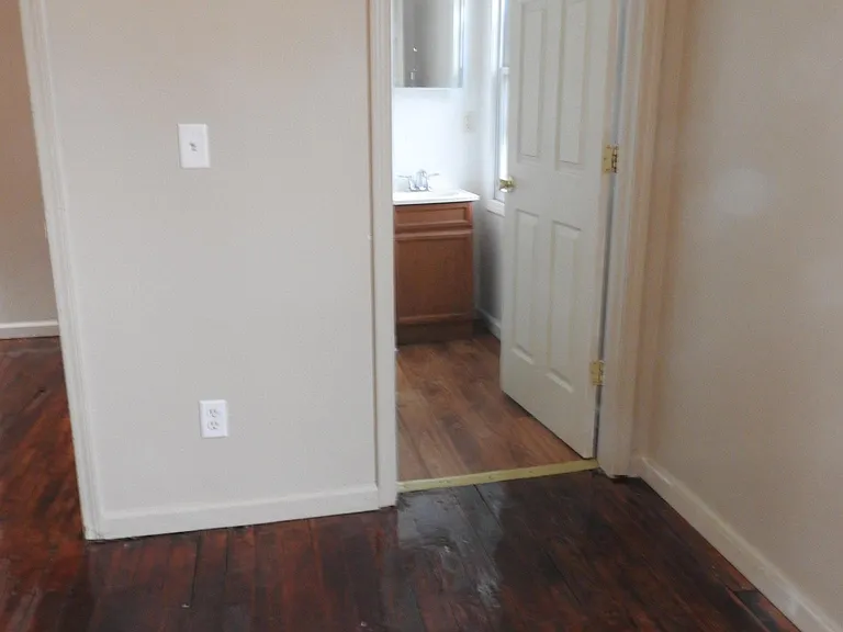 310 Gold Ave NW — Photo 10
