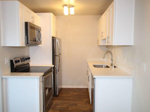 4836 S Austin St APT 2