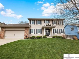 14454 Sherwood Ave, Omaha, NE 68116
